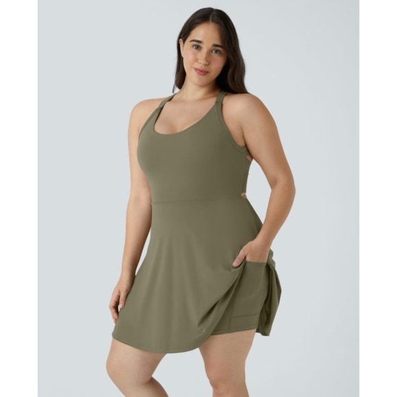 HALARA Dresses & Skirts - Halara Backless Cut Out Twisted Side Pocket 2-in-1 Plus Size Athletic Dress